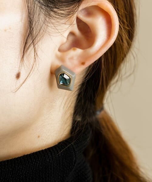 ＊＊SMELLY / スメリー ピアス・イヤリング | ビジュージュシコンビピアス（GR/BL）