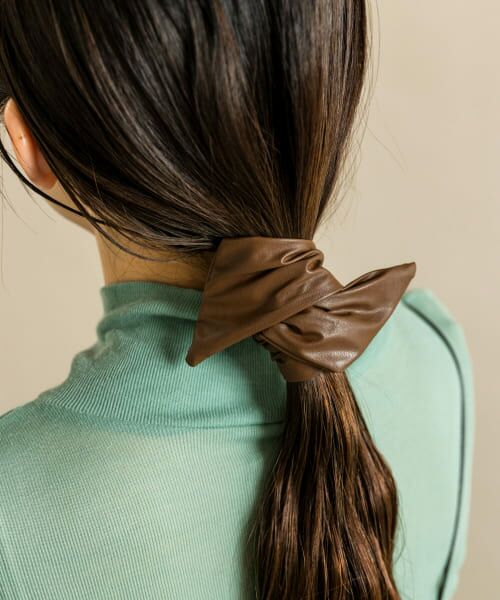 ＊＊SMELLY / スメリー カチューシャ・カチューム・その他 | フェイクレザーグルグルヘアワイヤー（BRN）