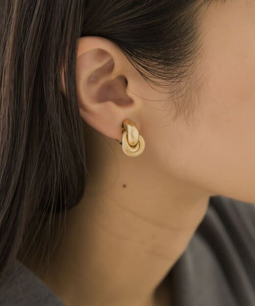 ＊＊SMELLY / スメリー ピアス・イヤリング | サークルオーバーラップイヤリング（GLD）