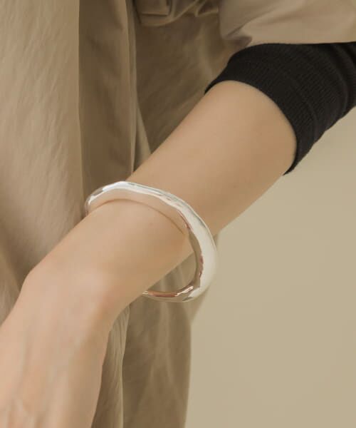 ＊＊SMELLY / スメリー ブレスレット・バングル | ニュアンスプレートバングル（SLV）