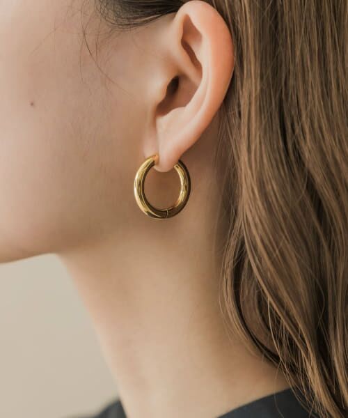 サマーセール　クリスタルフープピアス サマーセール】Swarovski フープピアス ゴールド スワロフスキー