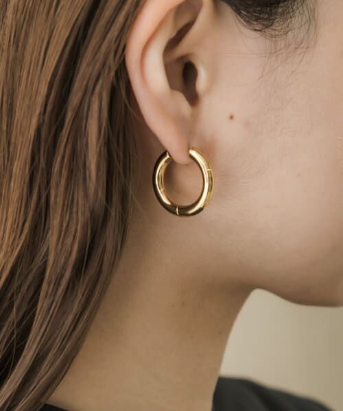 SHIHARA フラットフープピアスシングル　K18YG SHIHARA フラットフープピアスシングルK18YG
