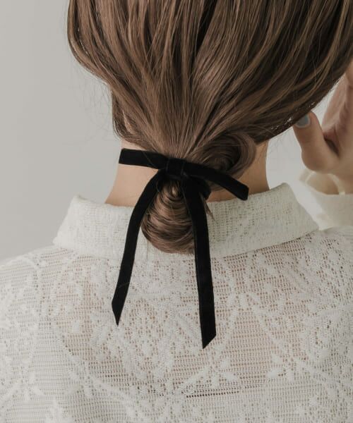 ＊＊SMELLY / スメリー ヘアゴム・シュシュ | ベロアリボンポニー（BLK）