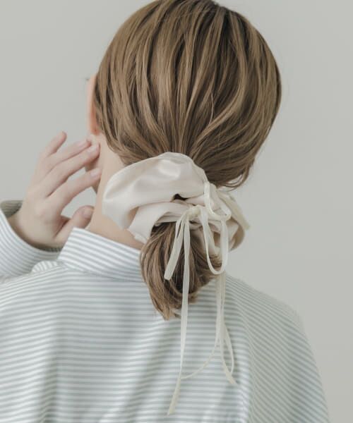 GLOSSY SMOOTH ZIP SCRUNCHIE リミフゥ シュシュ GLOSSY SMOOTH ZIP SCRUNCHIE リミフゥ シュシュ