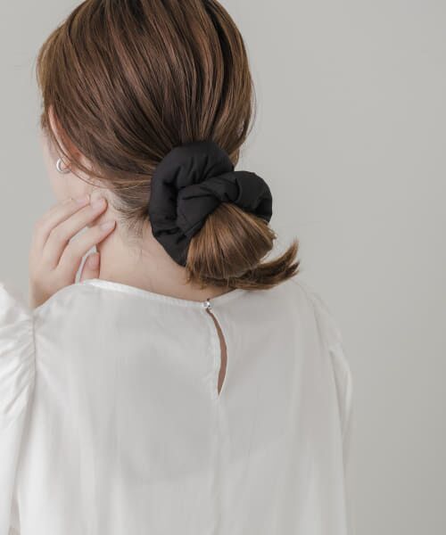 ヘアゴムシュシュまとめ売りベージュ系 セール】 3セットシュシュ （ヘアゴム・シュシュ）｜＊＊SMELLY