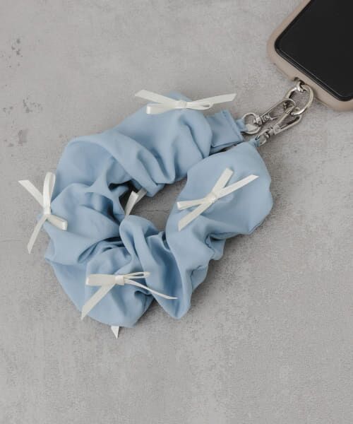 ＊＊SMELLY / スメリー モバイルケース | リボンシュシュハンドルストラップ（L.BLU）