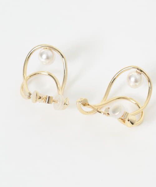 〈美品〉 anuans / カーブパールピアス アニュアンス anuans カーブパールピアス （GOLD