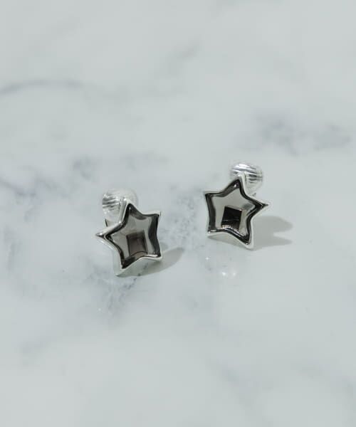 ＊＊SMELLY / スメリー ピアス・イヤリング | スターモチーフイヤリング（SLV/BLK）
