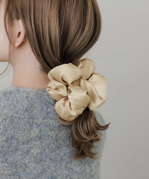＊＊SMELLY / スメリー ヘアゴム・シュシュ | サテンボリュームビッグシュシュ（BEG）