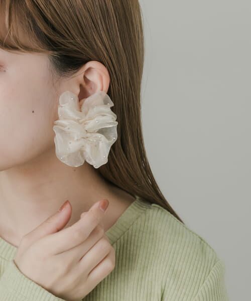 ＊＊SMELLY / スメリー ピアス・イヤリング | シアーボリュームピアス（BEG）