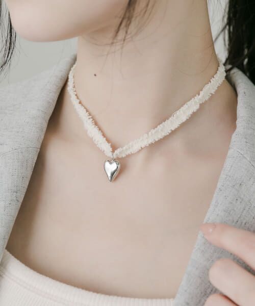 ＊＊SMELLY / スメリー ネックレス・ペンダント・チョーカー | ハートトップフリンジネックレス（SLV/IVO）