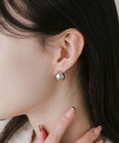 ステンレスプックリピアス