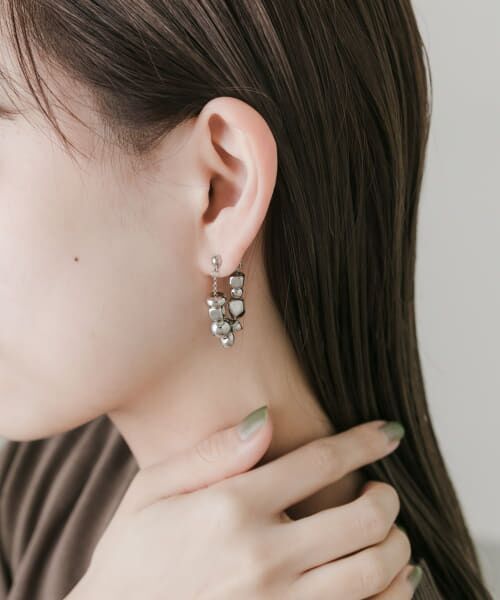 ＊＊SMELLY / スメリー ピアス・イヤリング | ニュアンスメタルビーズピアス（SLV）