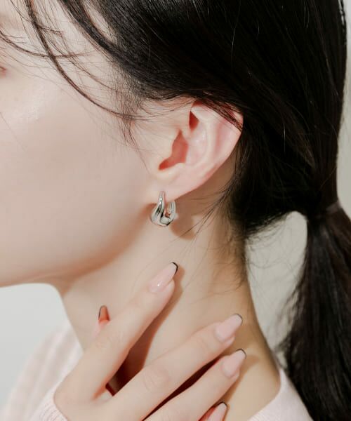＊＊SMELLY / スメリー ピアス・イヤリング | ウェーブプックリイヤリング（SLV）