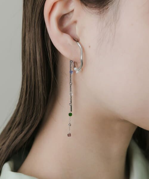 ＊＊SMELLY / スメリー ピアス・イヤリング | カラービジューチェーンイヤカフ（SLV）