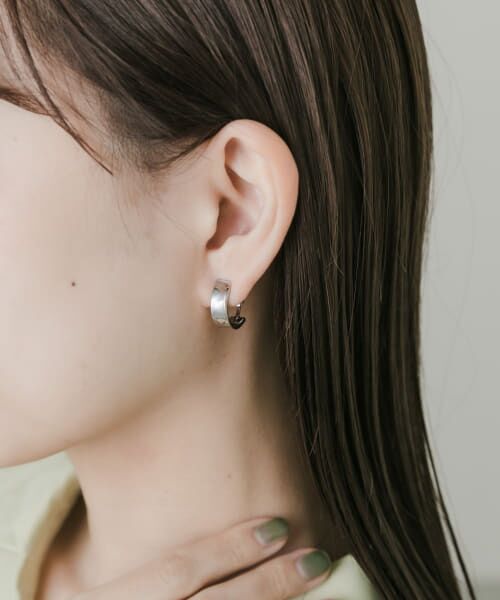 ＊＊SMELLY / スメリー ピアス・イヤリング | メタルフープイヤリング（SLV）