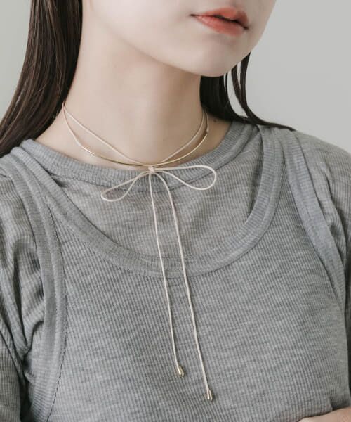 ＊＊SMELLY / スメリー ネックレス・ペンダント・チョーカー | メタルカーブチョーカーネックレス（BEG）