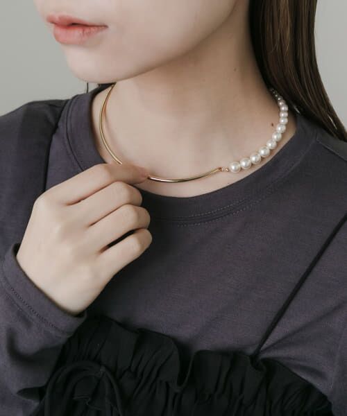 ＊＊SMELLY / スメリー ネックレス・ペンダント・チョーカー | グラデーションパールネックカフ（GLD/IVO）
