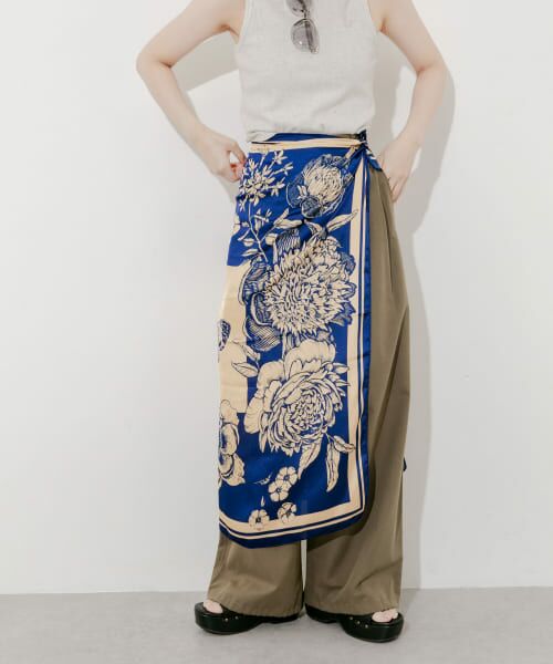 【タグ付き新品】アパルトモン☆ヒマラヤンカシミヤ☆バンダナスカーフ☆ネイビー アソートビッグスカーフ （バンダナ・スカーフ）｜＊＊SMELLY