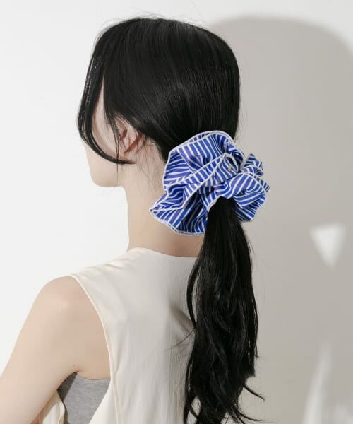 ストライプボリュームシュシュ （ヘアゴム・シュシュ