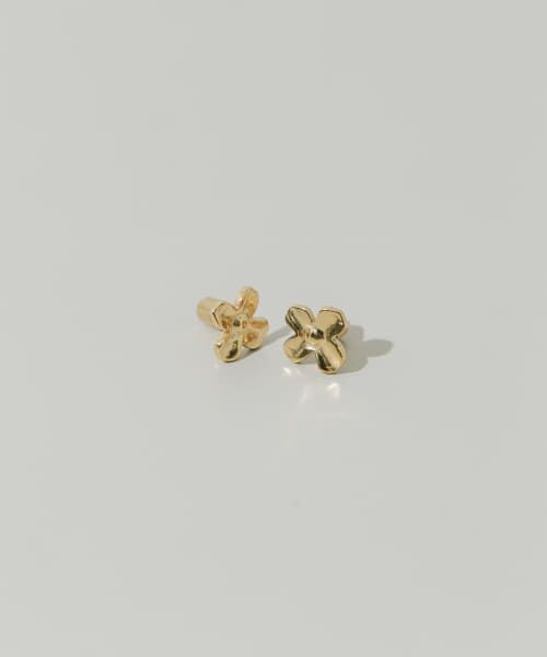 ステンレスフラワーモチーフピアス （ピアス・イヤリング