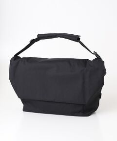 SML / エスエムエル メッセンジャーバッグ・ウエストポーチ | LIONEL UNIVERSE MESSENGER BAG