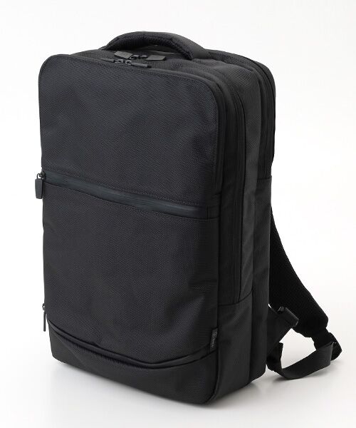 ◎極美品 Darwin リュック 2way 小分け収納 ブラックナイロン 底鋲2 美品】Darwin リュック 2way 小分け収納 ブラックナイロン 底鋲2