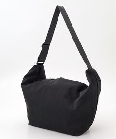 SML / エスエムエル ショルダーバッグ | SALAH　STOMACH SHOULDERBAG L