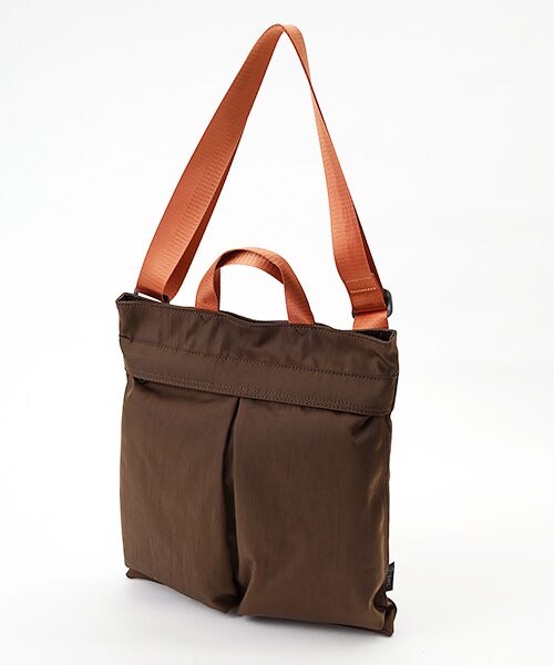 SML/エスエムエル SALAH SMOOTH HELMET BAG BROWN Free SML/エスエムエル SALAH SMOOTH HELMET BAG BROWN Free