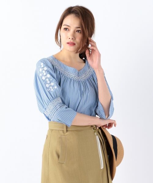 セール】 【通常販売開始】ストライプシャツ Vネックブラウス