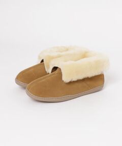 MINNETONKA　SHEEPSKIN ANKLE BOOT