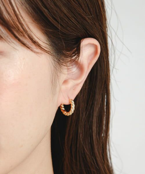 Sonny Label/サニーレーベル サージカルステンレスツイストピアス ゴールド one Sonny Label/サニーレーベル サージカルステンレスツイストピアス ゴールド one