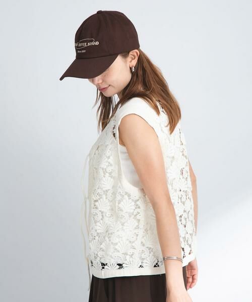 Sonny Label / サニーレーベル ベスト | ボタニカルモチーフレースベスト | 詳細2