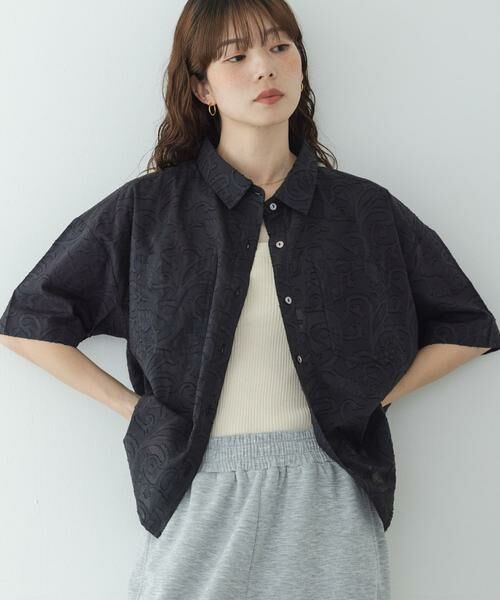 Sonny Label / サニーレーベル シャツ・ブラウス | ボタニカル柄コットンジャガードシャツ（ブラック）