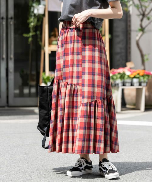 めるるさんインスタ着用 コットンティアードスカート　レディース コットンライクアシメティアードスカート(M OFF WHITE