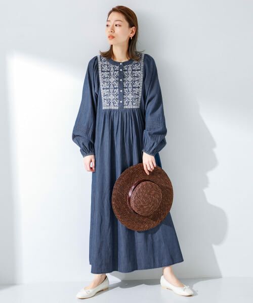【ne Quittez pas】エンブロイダリー　デニム調ワンピース　刺繍 ne Quittez pas】エンブロイダリー デニム調ワンピース 刺繍