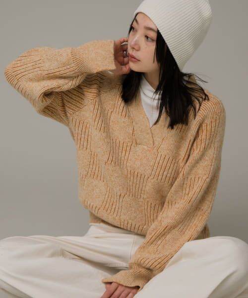 ＊＊Sonny Label / サニーレーベル ニット・セーター | Vネック配色スクエアパターンニット（ベージュ系）