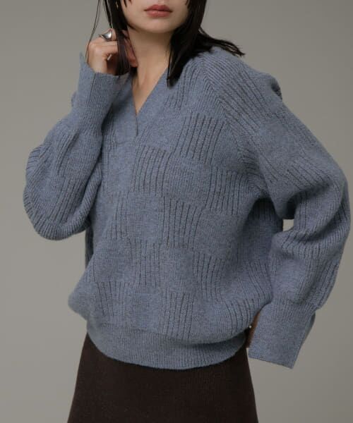 ＊＊Sonny Label / サニーレーベル ニット・セーター | Vネック配色スクエアパターンニット（ブルー系）