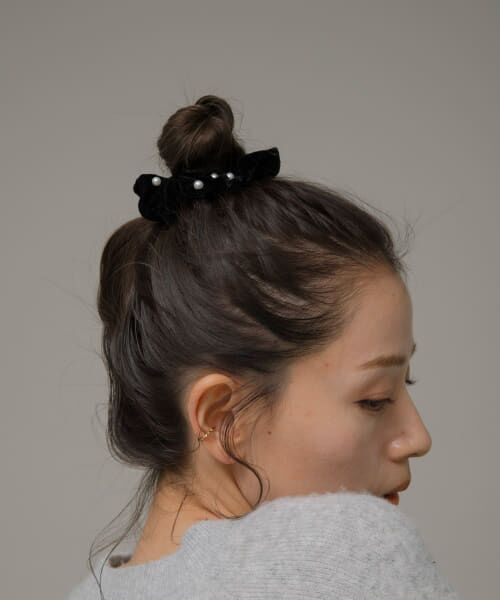 セール】 パール付きシュシュ （ヘアゴム・シュシュ