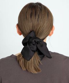 サテンスクエアシュシュ