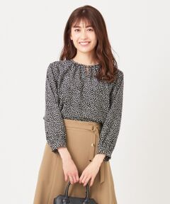 S size ONWARD(小さいサイズ) / エスサイズオンワード トップス | 【美人百花3月号掲載】ギャザーネックリーフプリント ブラウス