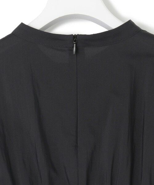 S size ONWARD(小さいサイズ) / エスサイズオンワード シャツ・ブラウス | 【撥水加工/洗える】シアーナイロンツイル ギャザー ブラウス | 詳細10