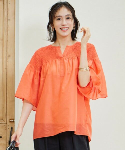 S size ONWARD(小さいサイズ)/エスサイズオンワード 【洗える】シルクコットンローンスモッキング刺繍 ブラウス マンダリン 32 S size ONWARD(小さいサイズ)/エスサイズオンワード 【洗える】シルクコットンローンスモッキング刺繍 ブラウス マンダリン 32