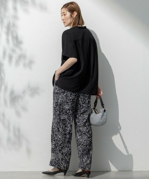 S size ONWARD(小さいサイズ) / エスサイズオンワード カットソー | 【吸水速乾/UVカット/接触冷感】ストレッチジョーゼット バンドカラー カットソー | 詳細2