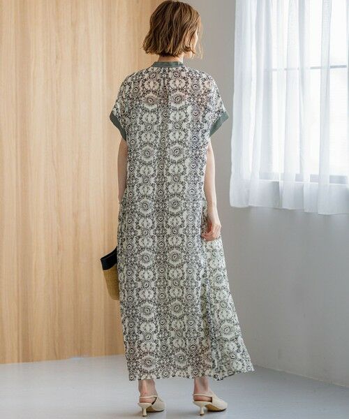 S size ONWARD(小さいサイズ) / エスサイズオンワード ロング・マキシ丈ワンピース | 【一部店舗限定/速乾性/洗える】モノトーンプリント ワンピース | 詳細2