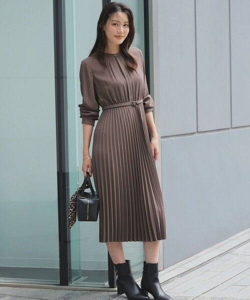 S size ONWARD(小さいサイズ) / エスサイズオンワード ロング・マキシ丈ワンピース | 【洗える】ノーブルプリーツ ワンピース | 詳細1