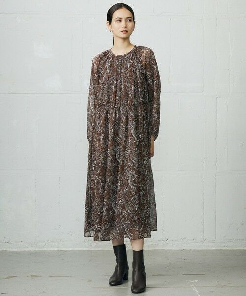 S size ONWARD(小さいサイズ) / エスサイズオンワード ロング・マキシ丈ワンピース | 【SHIHOさん着用】ペイズリープリント ワンピース | 詳細4