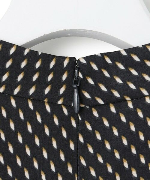 S size ONWARD(小さいサイズ) / エスサイズオンワード ロング・マキシ丈ワンピース | 【洗える】グラデーションドットプリント ワンピース | 詳細9