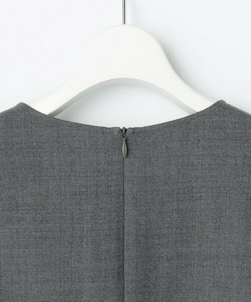 S size ONWARD(小さいサイズ) / エスサイズオンワード シャツ・ブラウス | 【SHIHOさん着用】ソフトウールブレンドペプラム ブラウス | 詳細16