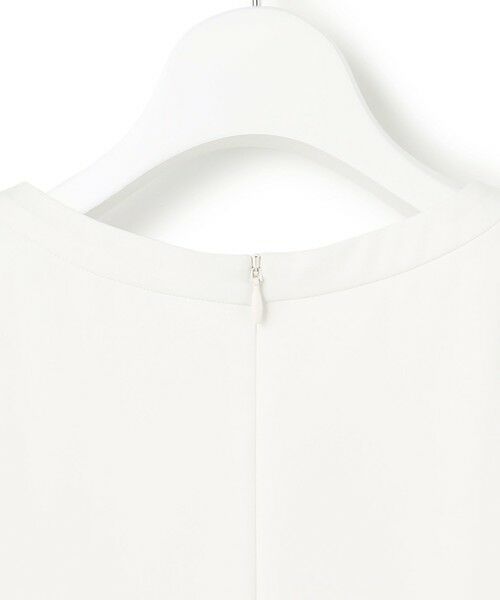 S size ONWARD(小さいサイズ) / エスサイズオンワード カットソー | 【洗える】シルキーデシン バーアクセント ブラウス | 詳細9